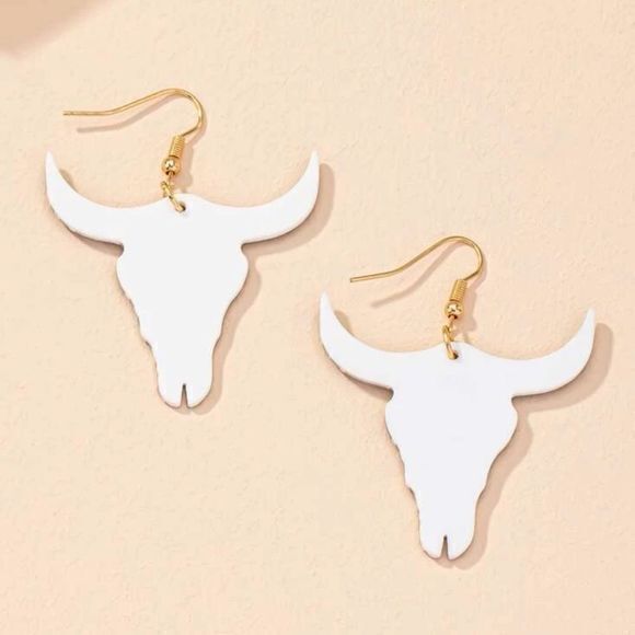 New in Packaging Bull‎ Head Earrings - Picture 2 of 2